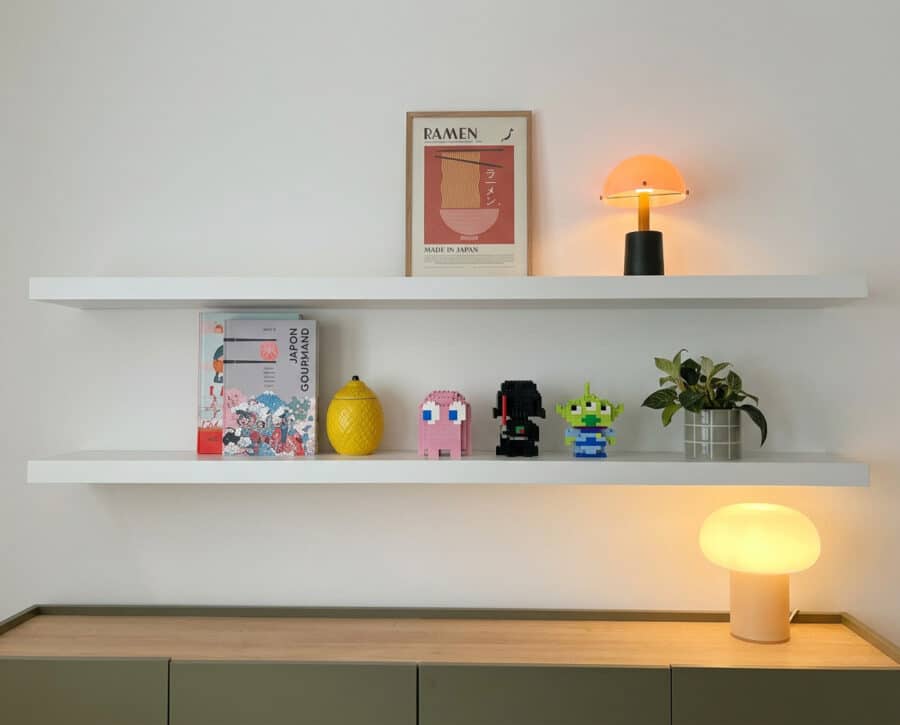 como organizar coleccion de figuras